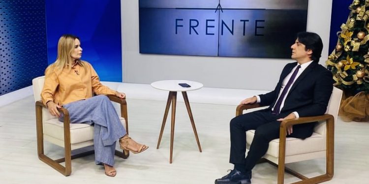 Daniella Ribeiro descarta aliança com Veneziano