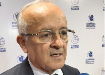 Branco Mendes desiste de disputar a presidência da ALPB