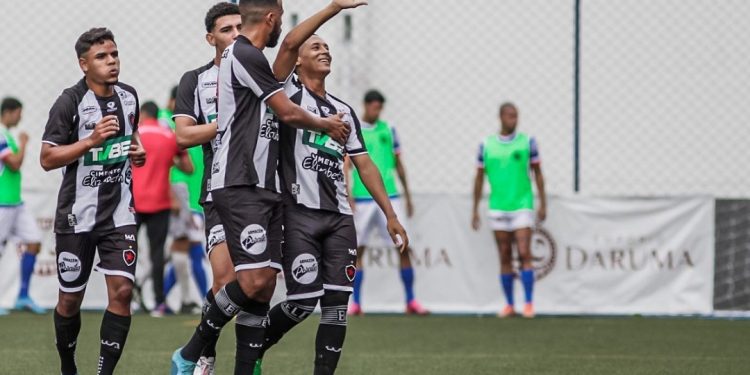 Belo vence mais uma e termina primeira fase da Copinha com 100% de aproveitamento