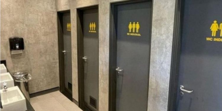 Prefeitos que não adotarem banheiros para mais de dois gêneros vão responder criminalmente