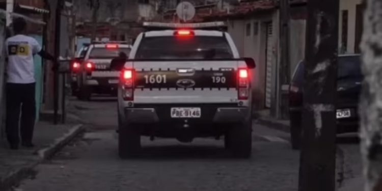 Após fim de semana sangrento, polícias fazem operação e prendem 18 em João Pessoa