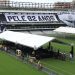 Corpo do Rei Pelé começa a ser velado na Vila Belmiro