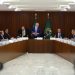 Em reunião com ministros, Lula fala de problemas históricos, como se nunca tivesse governado