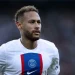 Neymar sofre entorse no tornozelo