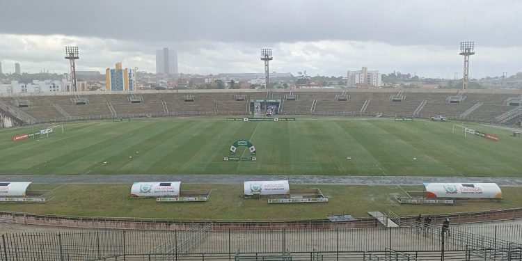 Serra Branca vence e rebaixa o Auto Esporte-PB para a 2ª divisão do Paraibano