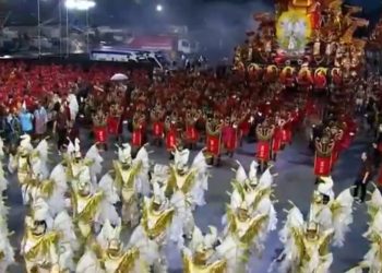 Escola de samba Dragões da Real leva João Pessoa para o Anhembi