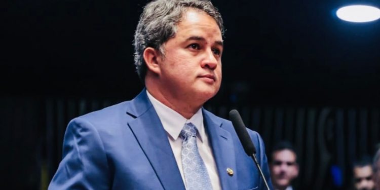 Efraim discorda de apreensão de CNH de endividados