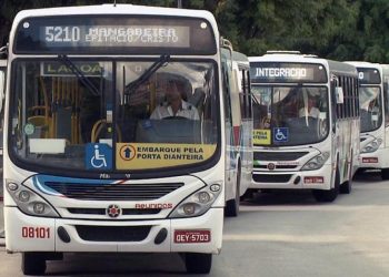 Cícero sanciona aumento e passagem de ônibus vai a R$ 4,70, em JP