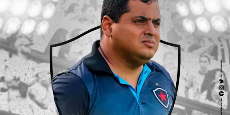 Botafogo-PB anuncia o retorno de Leston Júnior