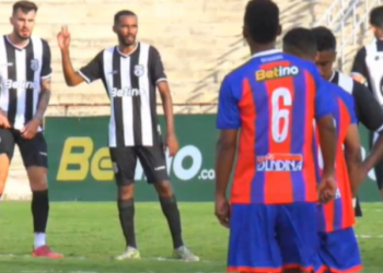 Treze vence a Queimadense e pega o São Paulo Crystal na semi do Paraibano