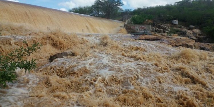 Após chuvas, Paraíba tem 4 açudes sangrando