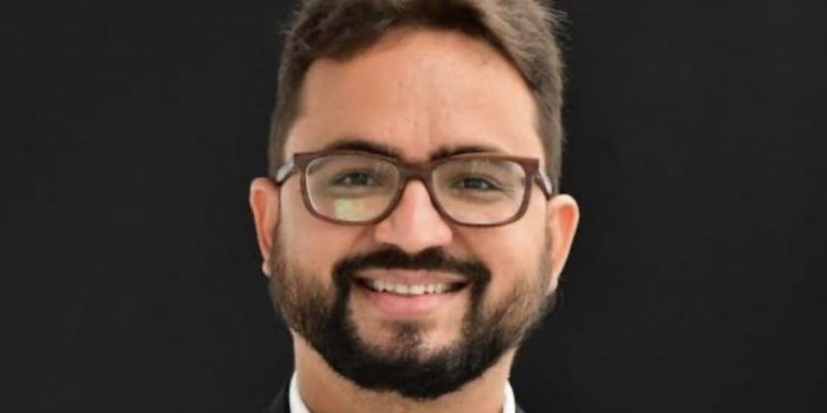 Tibério Limeira assume comando do PSB de João Pessoa