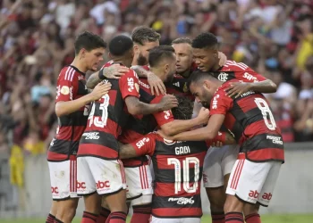 Favoritos, Flamengo e Palmeiras vencem na estréia do Brasilerão 2023