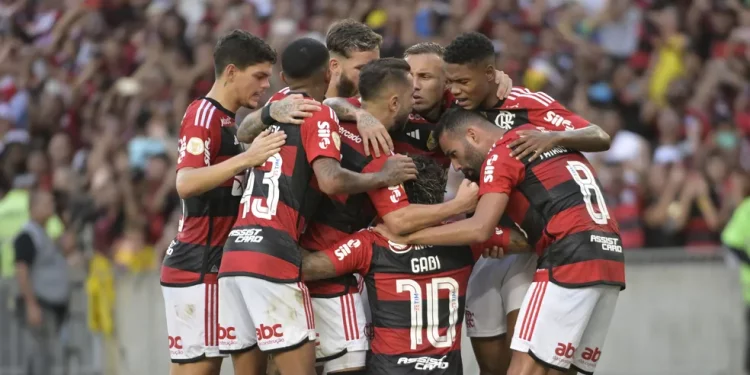Favoritos, Flamengo e Palmeiras vencem na estréia do Brasilerão 2023