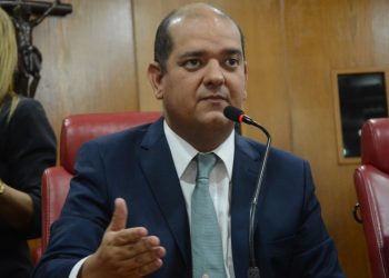 Tibério tenta por suspense na aliança do PSB-Cícero para 2024: “Muita água vai rolar”