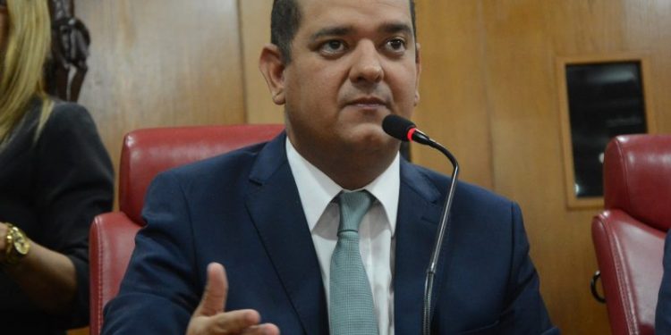Tibério tenta por suspense na aliança do PSB-Cícero para 2024: “Muita água vai rolar”