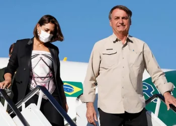 PF faz buscas em endereço de Bolsonaro e prende ex-ajudante de ordem
