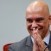 Alexandre de Moraes retira sigilo, horas após operação e expõe documentos de Bolsonaro para a imprensa
