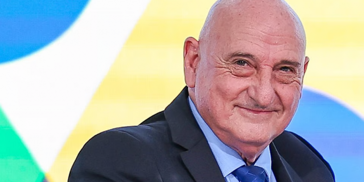 CMPI vai convocar general Dias, braço direito de Lula