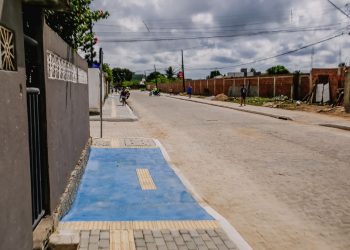 Prefeitura entrega pavimentação de ruas na Capital