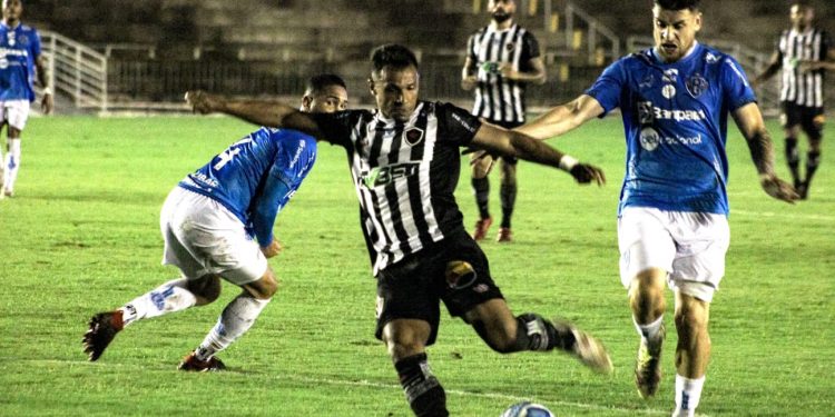 De virada, Botafogo-PB vence o Paysandu e volta ao G8 da Série C