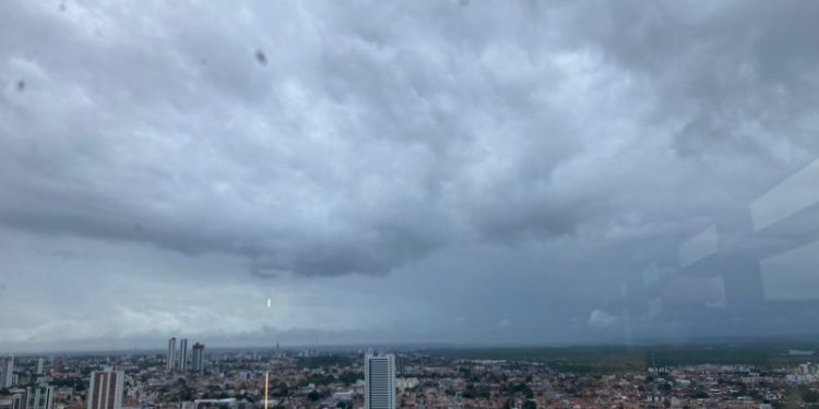 Chuvas devem continuar no fim de semana, no Litoral paraibano