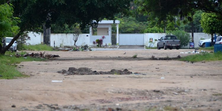 Prefeitura promete pavimentar 111 ruas em Mangabeira