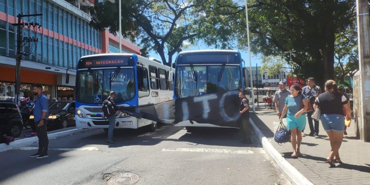 Motoristas de ônibus pedem mais segurança no transporte coletivo de João Pessoa