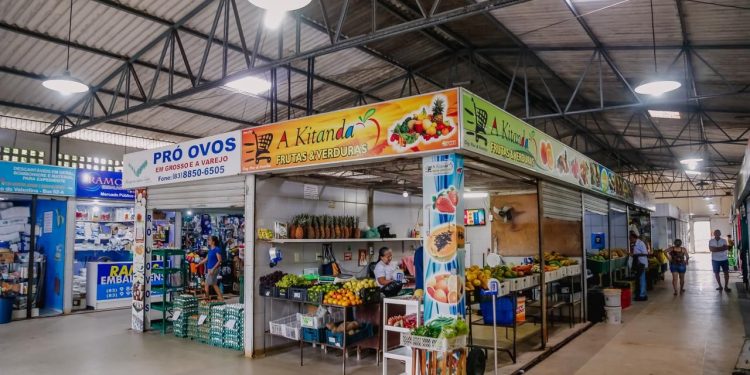 Prefeitura vai reformar mercado de Valentina e fazer ponte elevada para Mangabeira