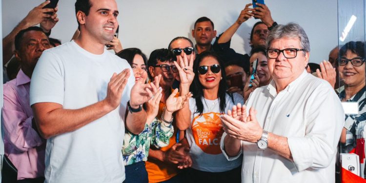 João entrega mais uma Casa da Cidadania, em Campina Grande