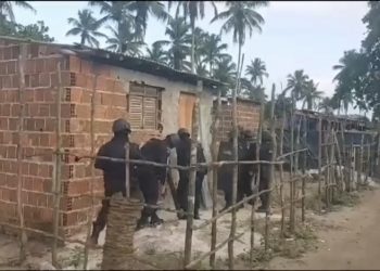 Polícia faz operação para prender bandidos que atacaram ônibus no Padre Zé