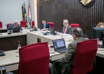 BAYEUX: TCE  mantém suspenso concurso e manda Prefeitura devolver dinheiro a candidatos
