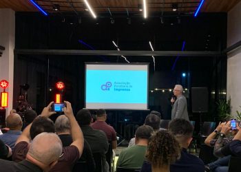 API apresenta nova identidade visual