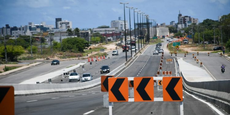 Dinheiro liberado por Lula para retomar triplicação da BR-230 só dá para um pequeno trecho