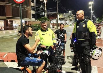 Cícero sanciona Lei que proíbe veículos elétricos e motorizados em calçadas e ciclovias de João Pessoa