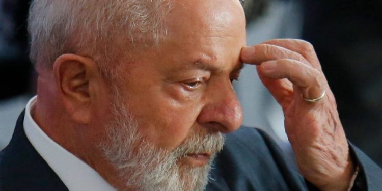 Lula condena ataques a Israel, mas defende pauta do Hamas