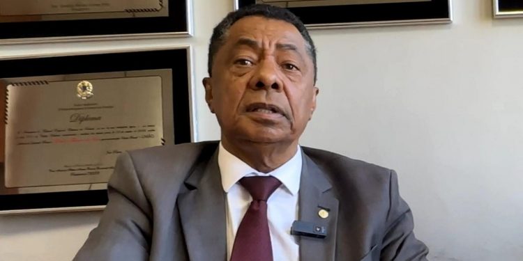 Governo Lula culpa bancada por corte de verbas para a Paraíba