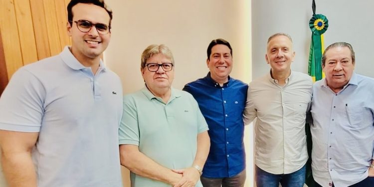 Reunião define chapa majoritária do grupo do governador para 2026