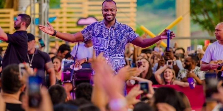 Thiaguinho – contagem regressiva para o Tardezinha