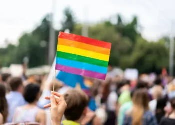 MP recomenda veto de Cícero à lei que proíbe crianças na parada gay em João Pessoa