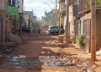 IGBE: percentual de pessoas em situação de pobreza caiu em 2022