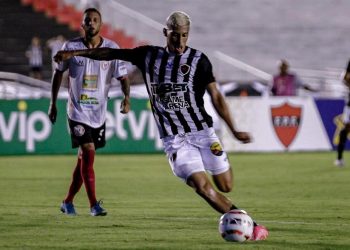 Botafogo geleia na estreia no Paraibano 2024, mas repete problema