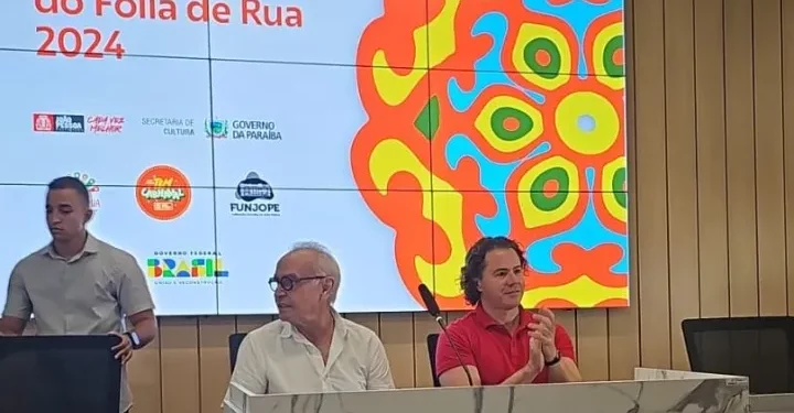 Em aceno a Cícero, Veneziano vai a evento do Folia de Rua