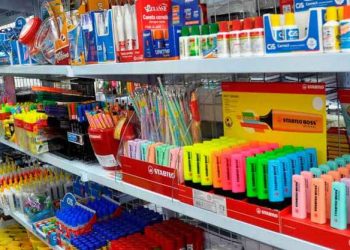 Volta às aulas 2024: 10 dicas para economizar na compra do material escolar