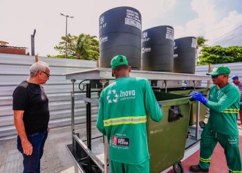 Orla de João Pessoa recebe os primeiros coletores subterrâneos de lixo