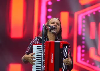 Dorgival Dantas anima terceira noite do Forró Verão