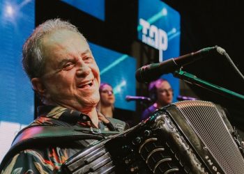 Flávio José abre o Festival Forró Verão neste sábado (6), em Cabo Branco