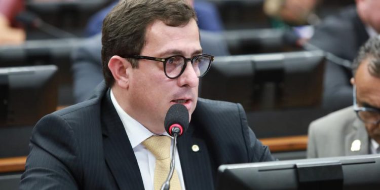 Gervásio Maia deixa a base de apoio a Arthur Lira na Câmara Federal