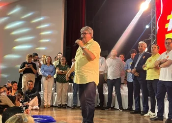 João critica “autoritarismo” de Bruno e defende oposição unida em CG