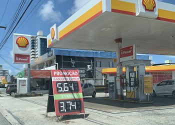 Gasolina aumenta R$ 0,24 em JP no fim de semana